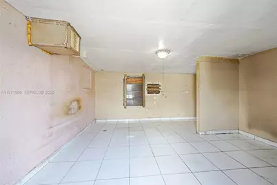 840 E 17th St, Hialeah, FL 33010 - Photo 17