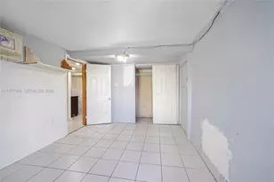 840 E 17th St, Hialeah, FL 33010 - Photo 15