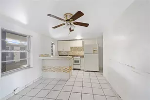 840 E 17th St, Hialeah, FL 33010 - Photo 17