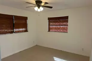 208 SW 2nd Ave, Hallandale Beach, FL 33009 - Photo 7