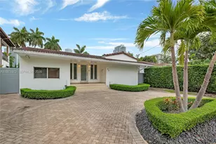 35 SW 20th Rd, Miami, FL 33129 - Photo 1