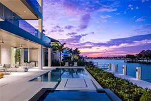 23 Isla Bahia Dr, Fort Lauderdale, FL 33316 - Photo 3