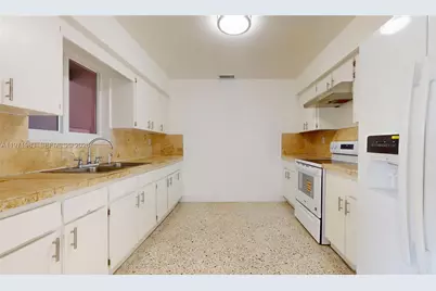 3800 SW 104th Ave, Miami, FL 33165 - Photo 9