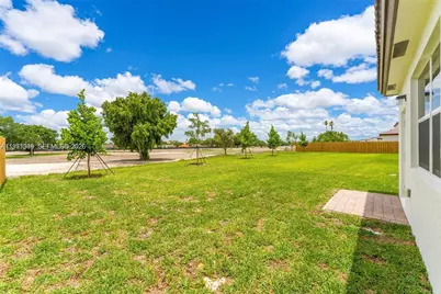 2960 SE 23rd Ave #2960, Homestead, FL 33035 - Photo 7