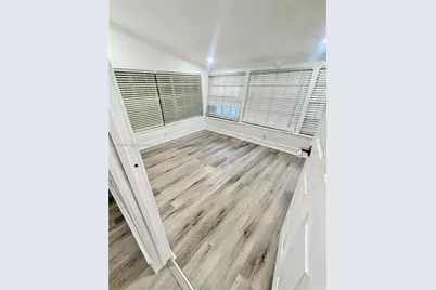 7910 NW 12th St, Pembroke Pines, FL 33024 - Photo 11