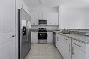 18917 SW 316th Ter, Homestead, FL 33030 - Photo 7