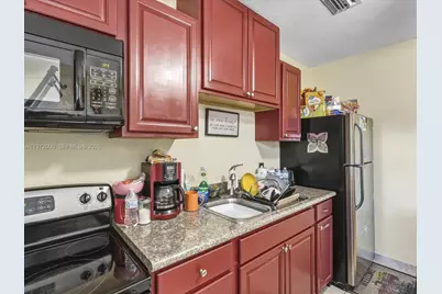 118 Phippen Waiters Rd, Dania Beach, FL 33004 - Photo 15