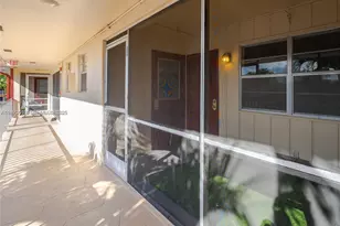 2041 NW 81st Ave, Pembroke Pines, FL 33024 - Photo 15