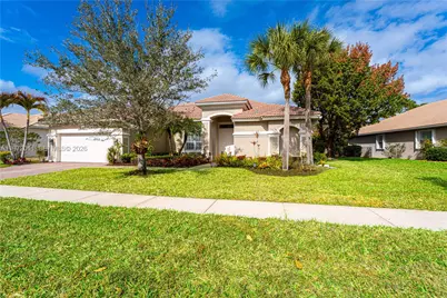 6918 SE Sleepy Hollow Ln, Stuart, FL 34997 - Photo 1