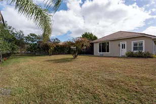 6918 SE Sleepy Hollow Ln, Stuart, FL 34997 - Photo 33