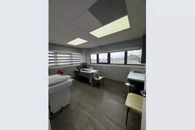 7100 W 20th Ave, Hialeah, FL 33016 - Photo 9