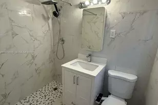 1925 Washington Ave, Miami Beach, FL 33139 - Photo 3