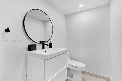 2457 Collins Ave #503, Miami Beach, FL 33140 - Photo 55