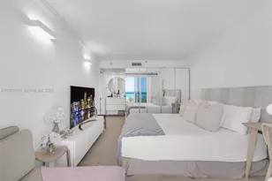 2457 Collins Ave, Miami Beach, FL 33140 - Photo 51