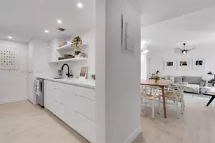 2457 Collins Ave, Miami Beach, FL 33140 - Photo 39