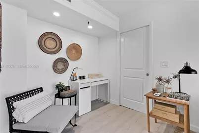 2457 Collins Ave #503, Miami Beach, FL 33140 - Photo 15