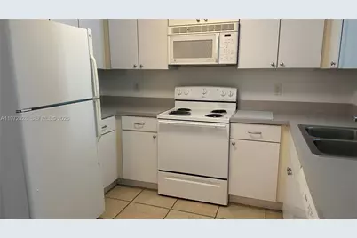 1250 S Miami Ave #1012, Miami, FL 33130 - Photo 1