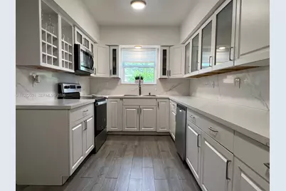 1430 NE 149th St #A, Miami, FL 33161 - Photo 9