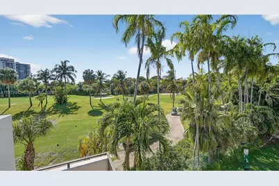20335 W Country Club Dr #502, Aventura, FL 33180 - Photo 27