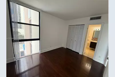 20335 W Country Club Dr #502, Aventura, FL 33180 - Photo 13