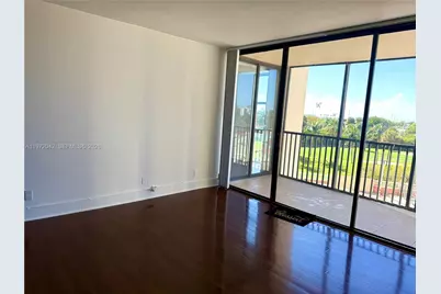 20335 W Country Club Dr #502, Aventura, FL 33180 - Photo 5