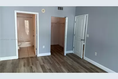 1250 S Miami Ave #1012, Miami, FL 33130 - Photo 9