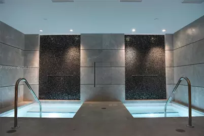 1010 Brickell Ave #3711, Miami, FL 33131 - Photo 21