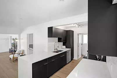 3320 NE 13th Ave #3320, Oakland Park, FL 33334 - Photo 7