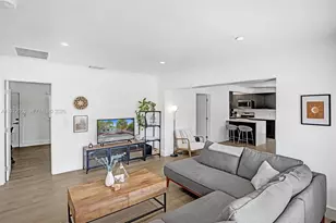 3320 NE 13th Ave, Oakland Park, FL 33334 - Photo 3