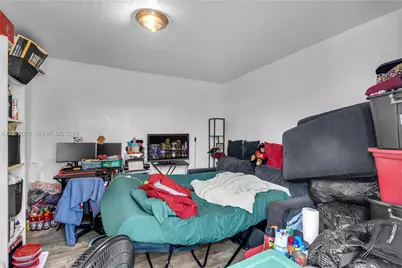 1064 NW 103rd St, Miami, FL 33150 - Photo 27