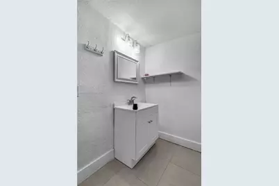 1064 NW 103rd St, Miami, FL 33150 - Photo 19