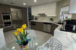 1607 SW 157th Ave, Pembroke Pines, FL 33027 - Photo 33