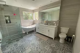 1607 SW 157th Ave, Pembroke Pines, FL 33027 - Photo 13