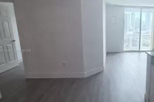 275 NE 18th St, Miami, FL 33132 - Photo 7