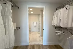 1556 NW 110th Ave, Miami, FL 33024 - Photo 21