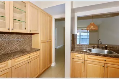 2910 Point East Dr #M204, Aventura, FL 33160 - Photo 9