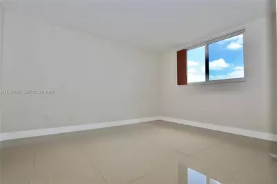 2910 Point East Dr #M204, Aventura, FL 33160 - Photo 17