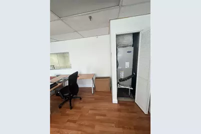 6910 NW 50th St #4-1, Miami, FL 33195 - Photo 11