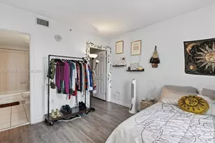 900 SW 8th St, Miami, FL 33130 - Photo 25