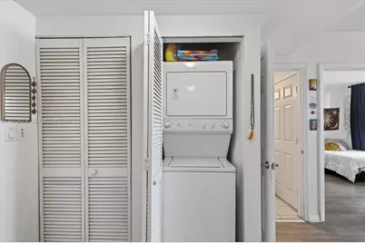 900 SW 8th St #505, Miami, FL 33130 - Photo 21