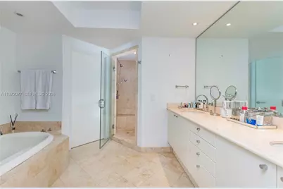 791 Crandon Blvd #1005, Key Biscayne, FL 33149 - Photo 9