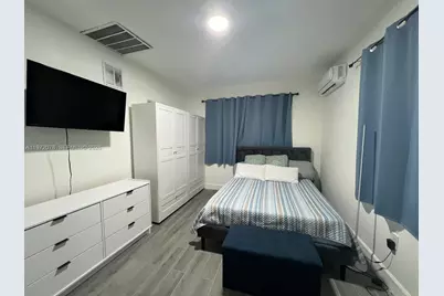 1430 NE 149th St #B, Miami, FL 33161 - Photo 5