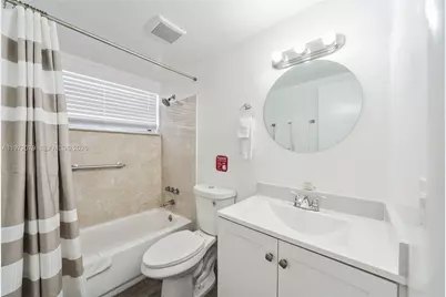 1051 NE 163rd St #2, North Miami Beach, FL 33162 - Photo 5