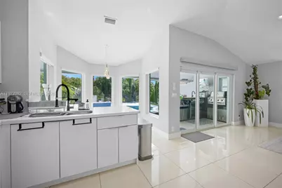 1242 Terrystone Ct, Weston, FL 33326 - Photo 11