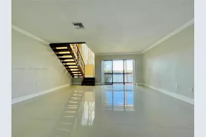 10000 NW 9th St Cir #2, Miami, FL 33172 - Photo 21