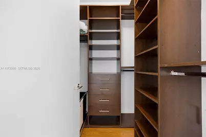 3131 NE 188th St #1-910, Aventura, FL 33180 - Photo 17