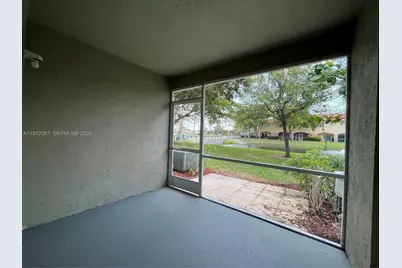 8064 Sanibel Dr, Tamarac, FL 33321 - Photo 17