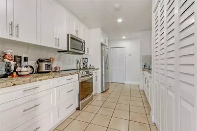 10125 SW 139th Pl, Miami, FL 33186 - Photo 5
