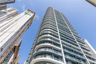 121 NE 5th St, Miami, FL 33132 - Photo 53