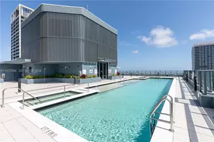 121 NE 5th St, Miami, FL 33132 - Photo 43